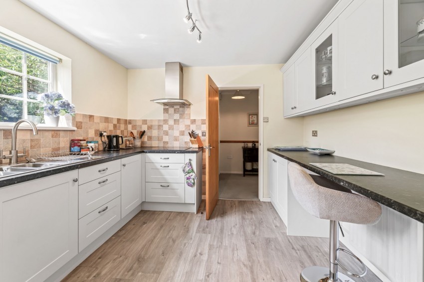 Images for Red Lane, Frodsham, WA6