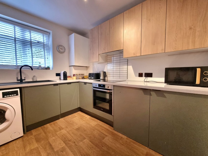 Images for Harboro Grove, Sale, M33