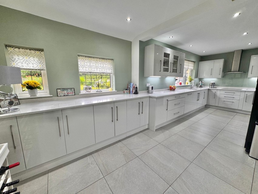 Images for Coombes Lane, Charlesworth, SK13
