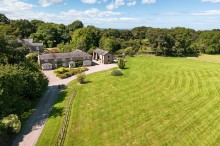 Images for Moss Lane, Manley, WA6