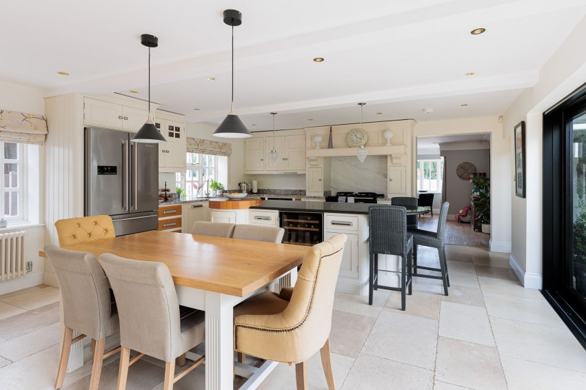 Images for Moss Lane, Manley, WA6