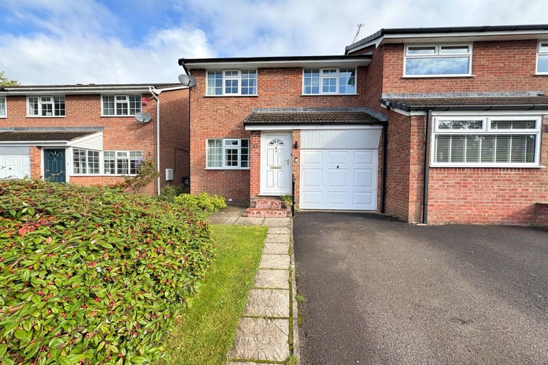 Dunoon Close, Holmes Chapel, CW4