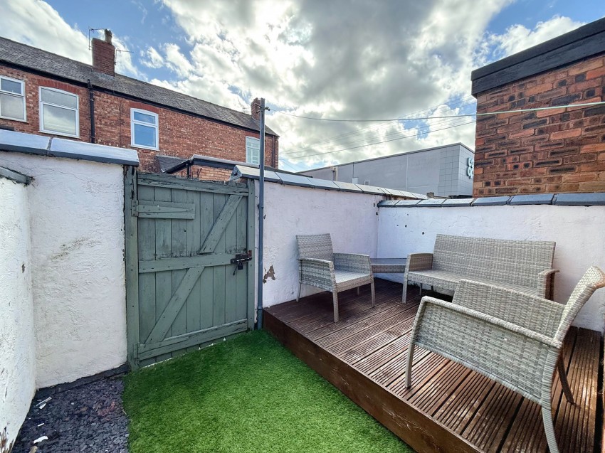 Images for Eaton Road, Sale, M33