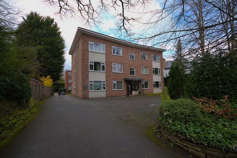 Prestbury Road, Macclesfield, SK10