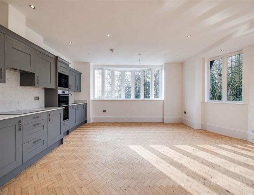 Images for Greysfield House, Ferma Lane, CH3