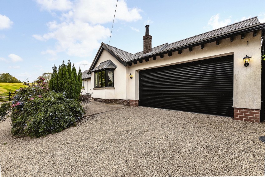 Images for Andertons Lane, Henbury, SK11