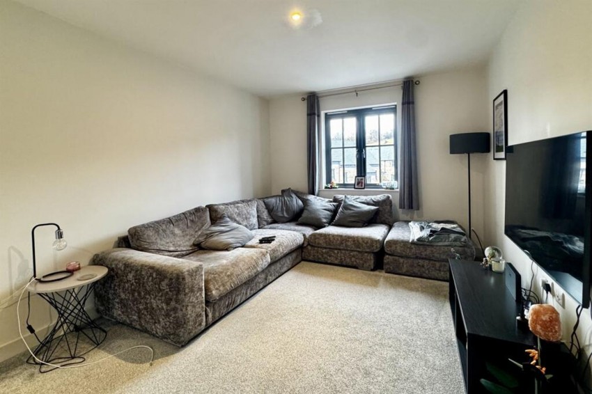 Images for Samuel Wood Close, Glossop, SK13