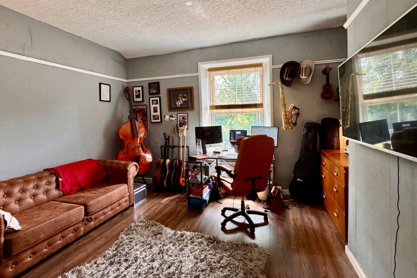 Images for Woolley Lane, Hollingworth, SK14