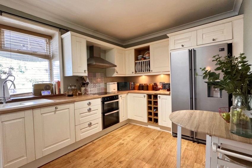 Images for Woolley Lane, Hollingworth, SK14