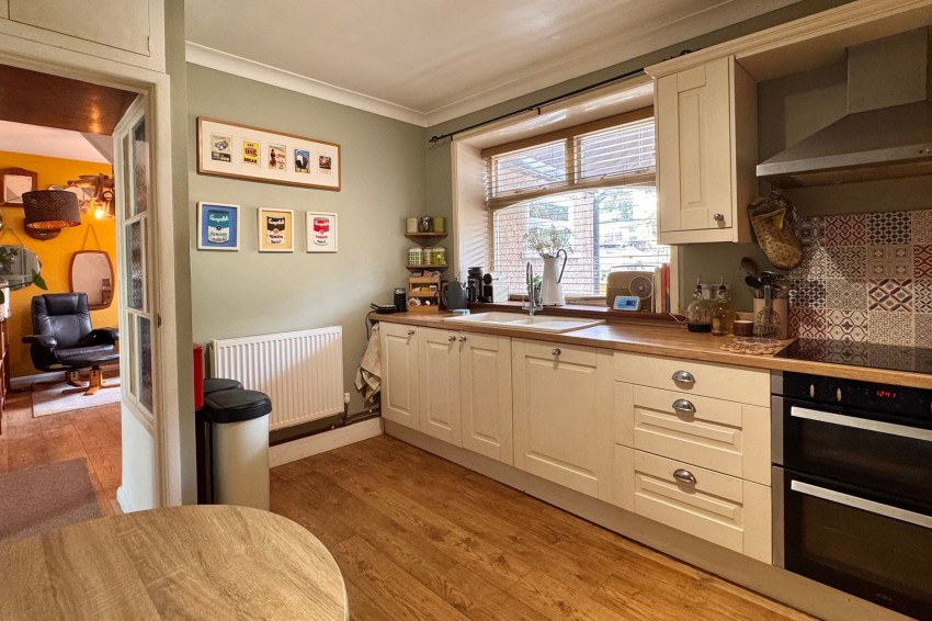 Images for Woolley Lane, Hollingworth, SK14