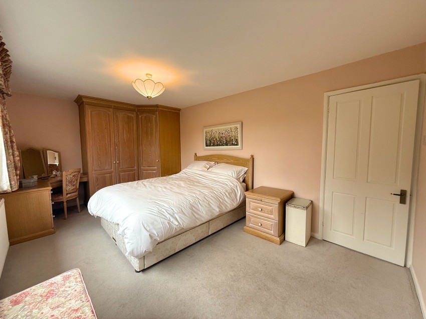 Images for Woodlands Drive, Sale, M33