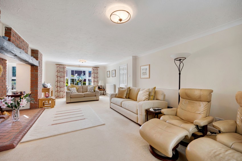 Images for York Crescent, Wilmslow, SK9