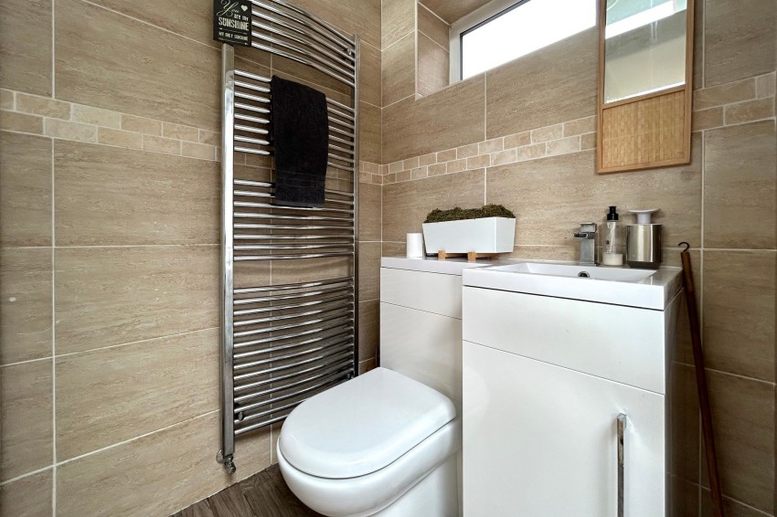 Images for East Avenue, Heald Green, SK8