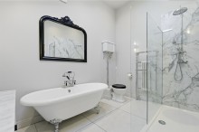 Images for New Road, Prestbury, SK10
