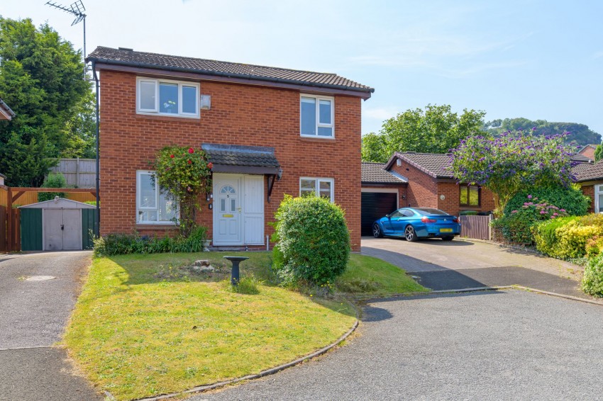 Images for Barn Croft, Helsby, WA6