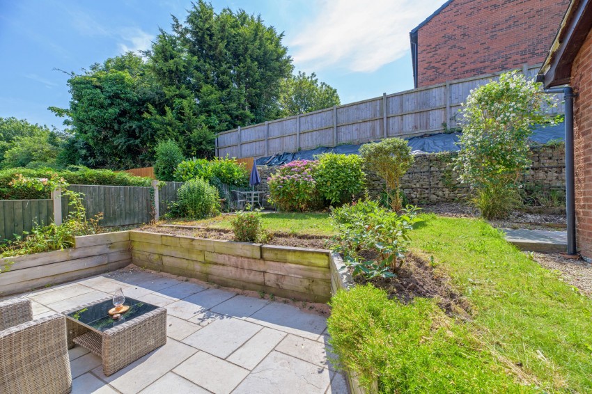 Images for Barn Croft, Helsby, WA6