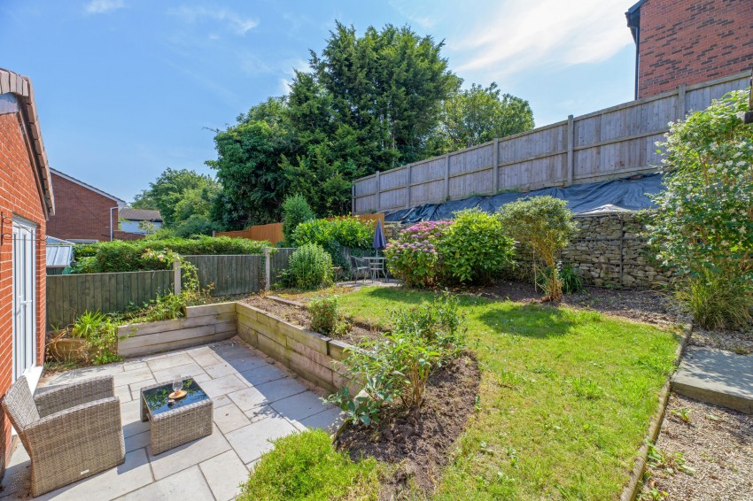 Images for Barn Croft, Helsby, WA6