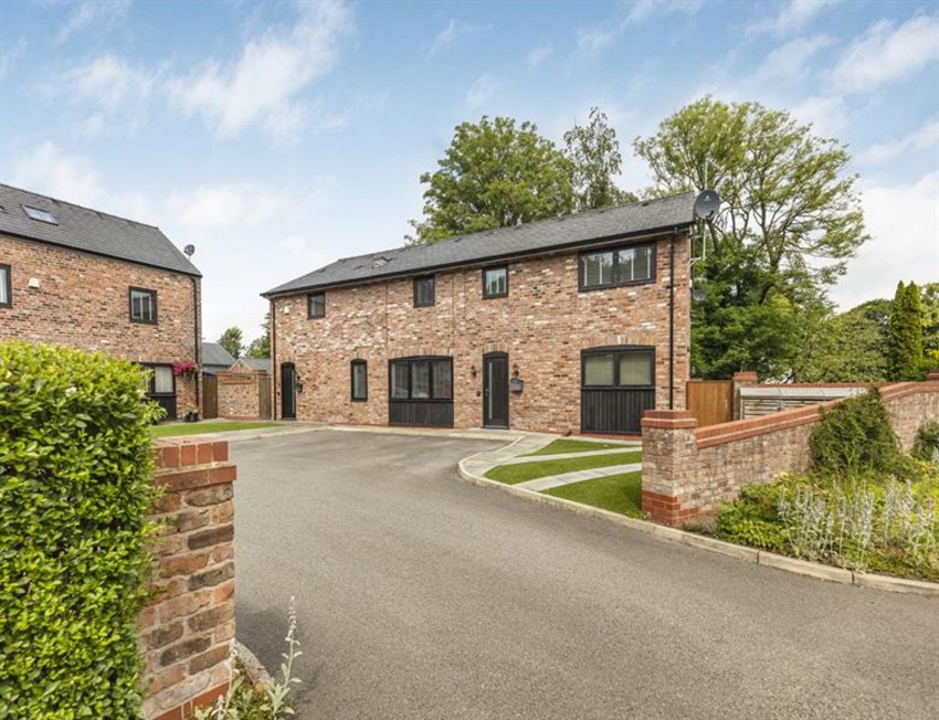 Images for Bell Lane, Thelwall, WA4