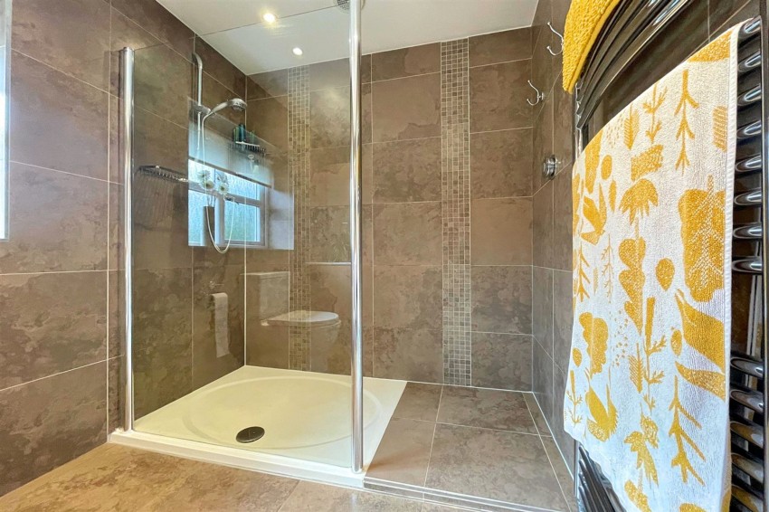 Images for Greylands Close, Sale, M33