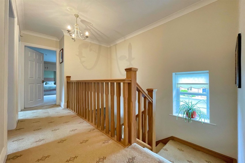 Images for Greylands Close, Sale, M33