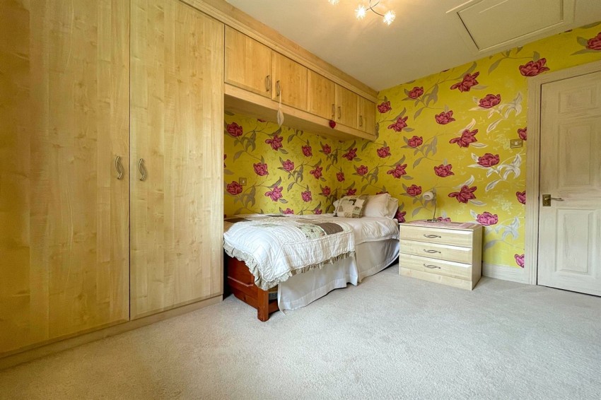 Images for Greylands Close, Sale, M33