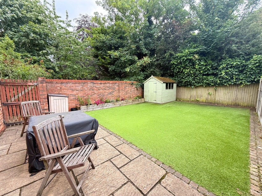 Images for Temple Road, Sale, M33