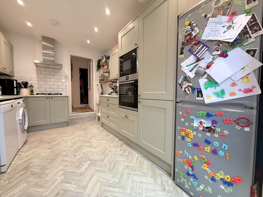 Images for Meadows Road, Sale, M33