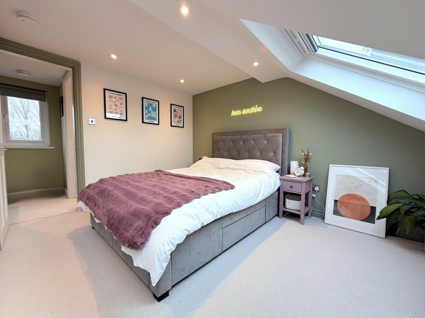 Images for Meadows Road, Sale, M33