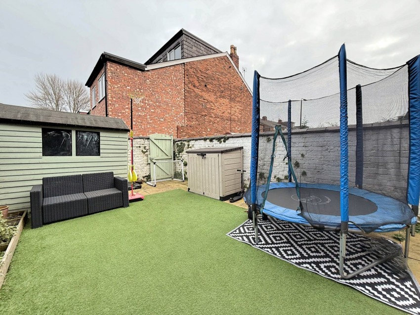 Images for Meadows Road, Sale, M33
