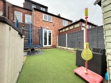 Images for Meadows Road, Sale, M33