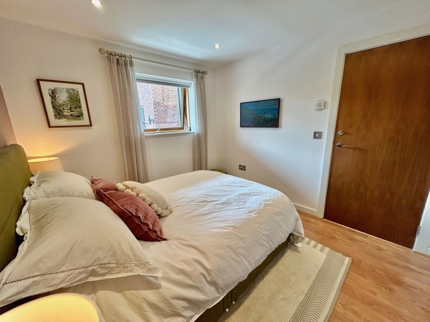 Images for 77-85 Barlow Moor Road, Didsbury, M20