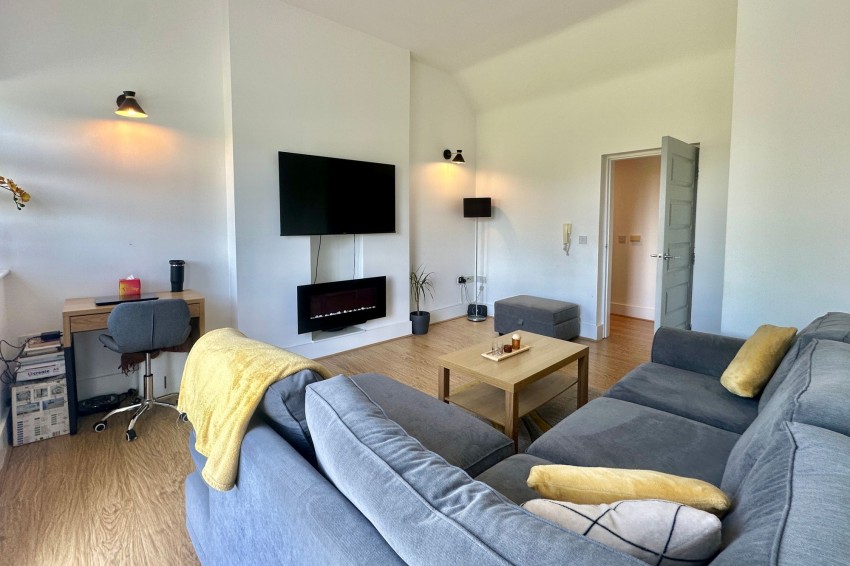 Images for Griffin Farm Drive, Heald Green, SK8