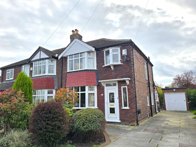 Fairfax Avenue, Timperley, WA15