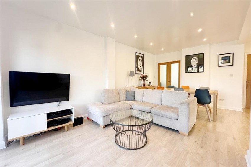 Images for London Road North, Poynton, SK12