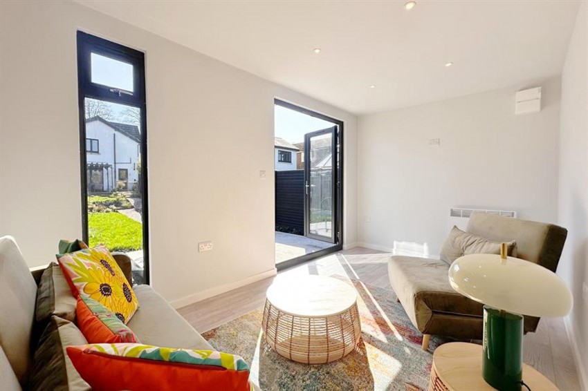 Images for London Road North, Poynton, SK12