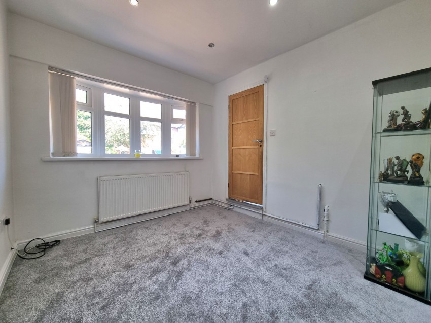 Images for Cranston Drive, Sale, M33