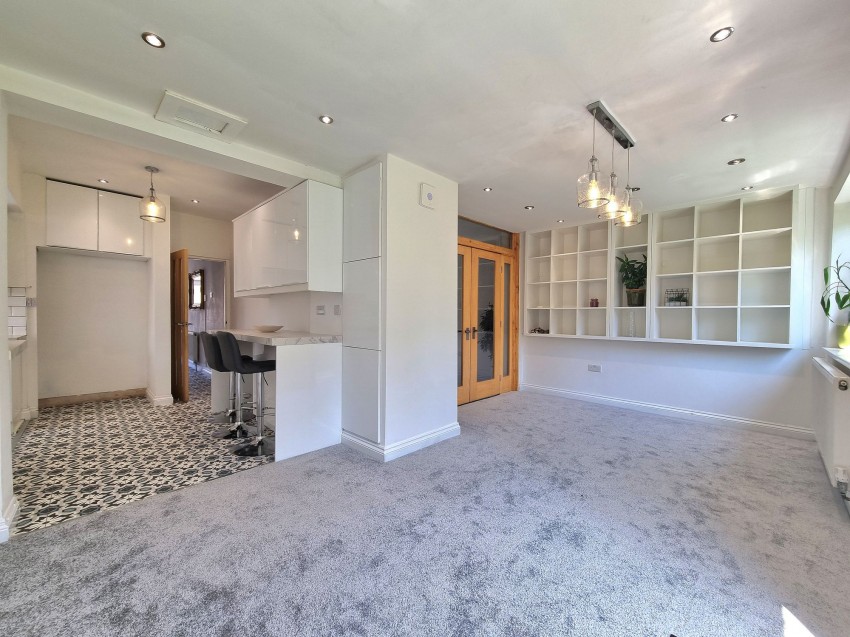 Images for Cranston Drive, Sale, M33