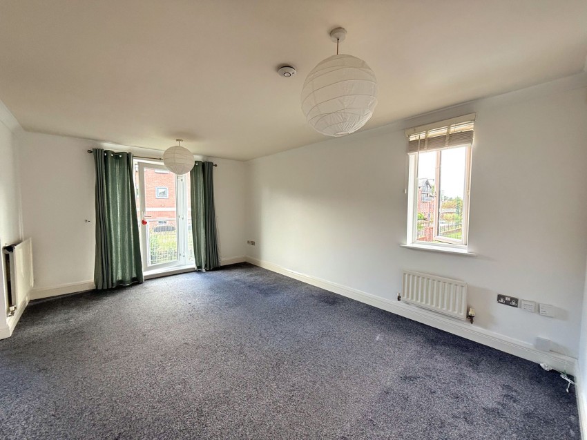 Images for Waterside, Sale, M33