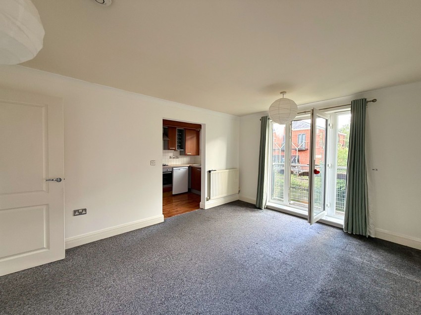 Images for Waterside, Sale, M33