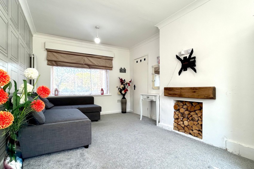 Images for Queensway, Heald Green, SK8