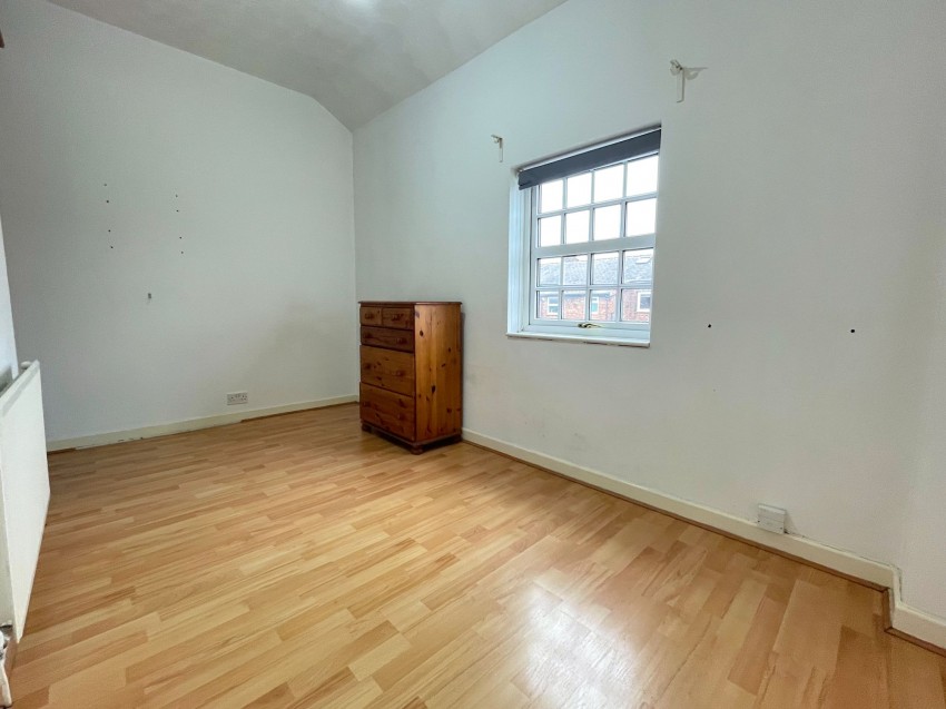 Images for Field Road, Sale, M33