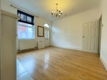 Images for Field Road, Sale, M33