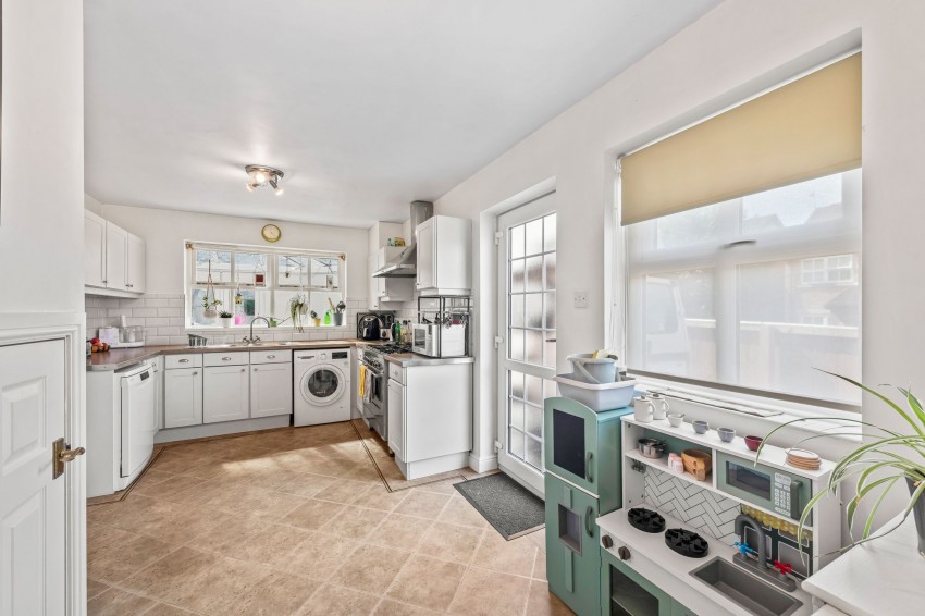 Images for Pennington Close, Frodsham, WA6