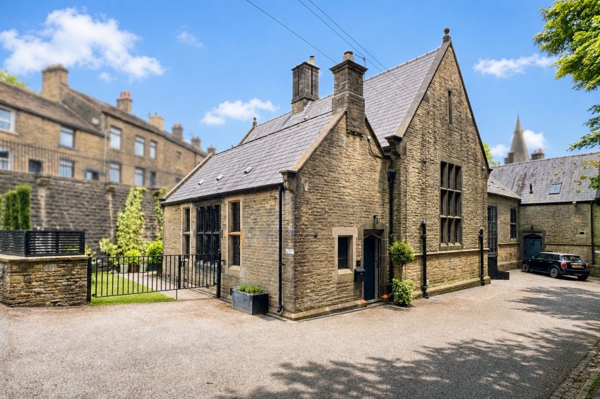 Images for Church Walk, Glossop, SK13