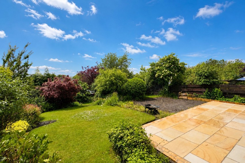 Images for Heath Road, Glossop, SK13