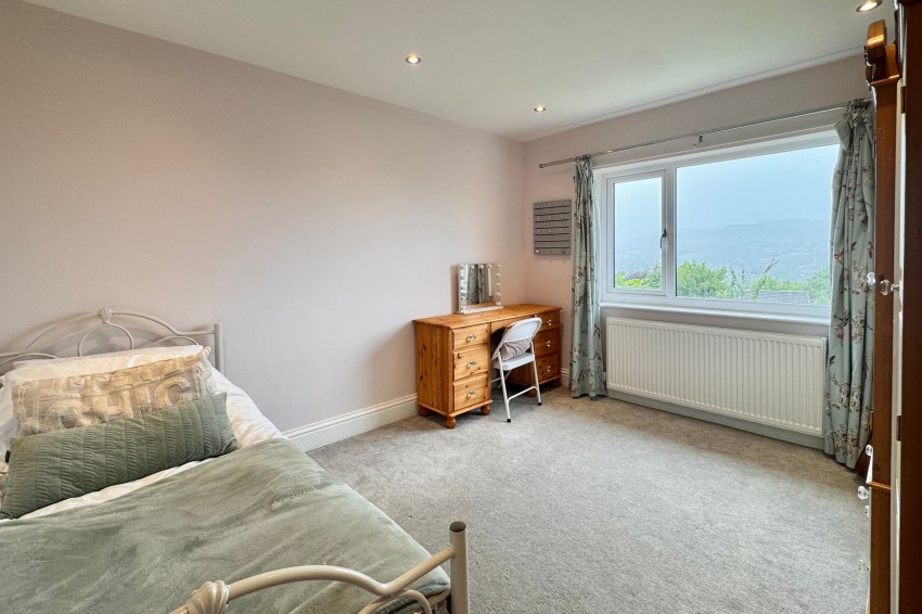 Images for Heath Road, Glossop, SK13