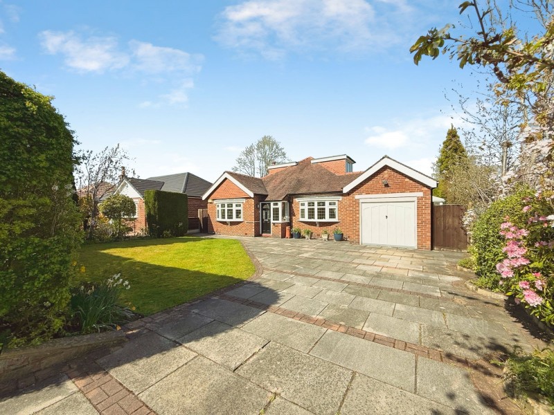 Glandon Drive, Cheadle Hulme, SK8