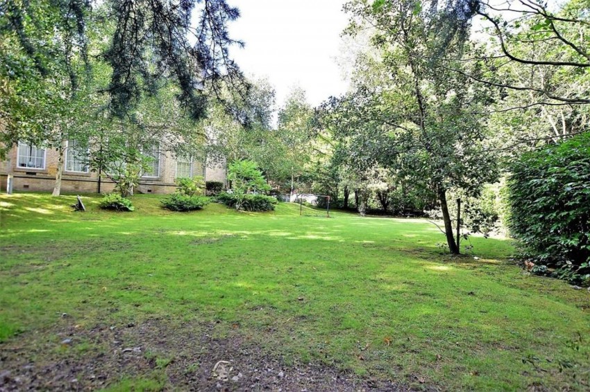 Images for Larke Rise, 22 Larke Rise, M20