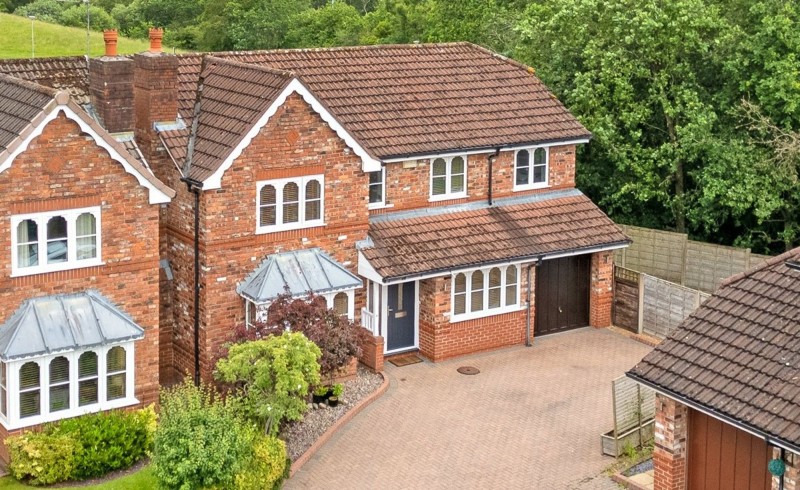 Hamble Way, Macclesfield, SK10