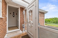 Images for Hawthorne Road, Frodsham, WA6